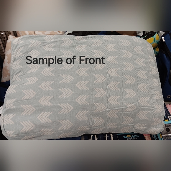 Pet Crate Mat 29"x19" - Picture 3 of 4